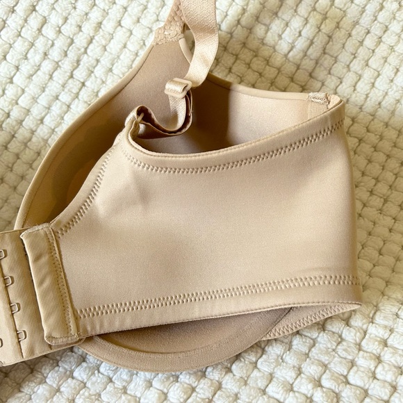 NWT Vanity Fair 38DD back smoother bra - Picture 9 of 15